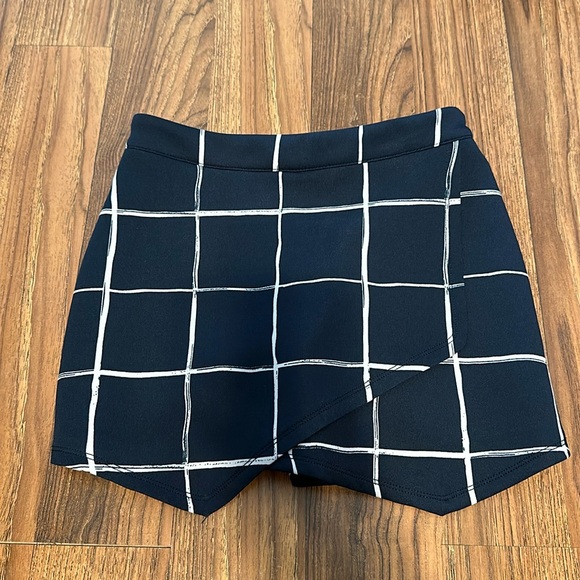 Abercrombie & Fitch Skort - Picture 1 of 4